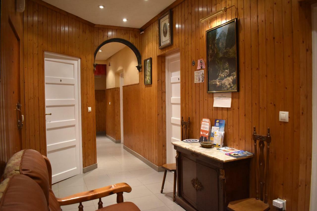 Hostal Oviedo Hotel Leon Exterior photo
